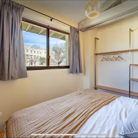 Au Pied Du Palais Clim Parking アヴィニョン